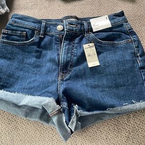 NWT express Jean shorts!